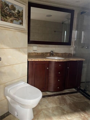 Αγορά Prefab Washroom HPL κομό τουαλετών λουτρών μορφωματικό χώρισμα τουαλετών ηλεκτρονική κατασκευή